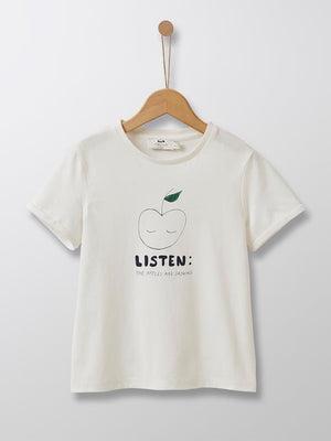 Cyrillus Paris | Girl's designer T-shirt | 100% Organic Cotton | Cream / Apple | Size 6-8Y