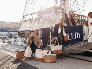 Made from 100% recycled sails from the last surviving 19th century legendary three-masted ship (the Belem) this clutch bag is an ode to traditional sailing and sustainable fashion, it is also a practical pouch that fits easily everywhere due to its small size. 