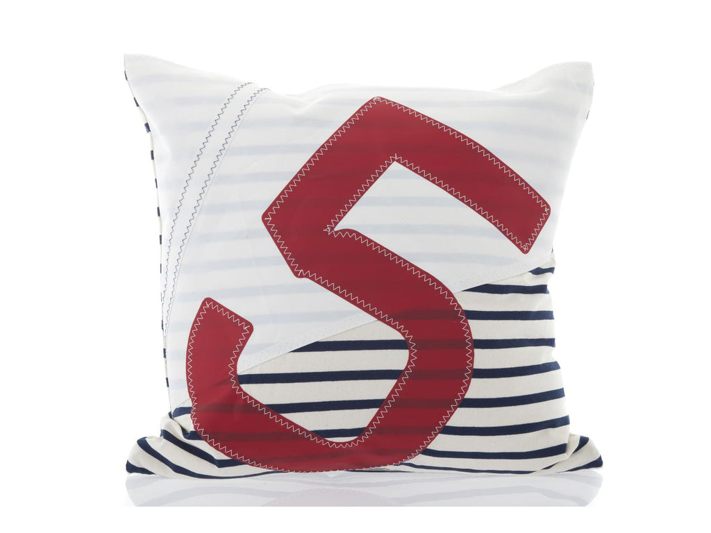 This 100% recycled sailcloth cushion comes in a nautical-style blue and white stripes design with an oversized red number '5' at the front . It's a truly unique creation, made from 100% recycled sailcloth - completely in tune with our environment, and in close touch with the world's top yachtsmen. A perfect addition to your kiwi bach, yacht, or indeed outdoor entertainment area at home. 